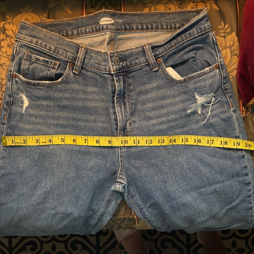 OLD NAVY BOYFRIEND MID RISE JEANS - Picture 7 of 8